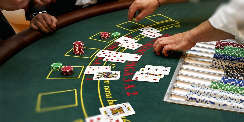 8 Things To Never Do At A Blackjack Table!